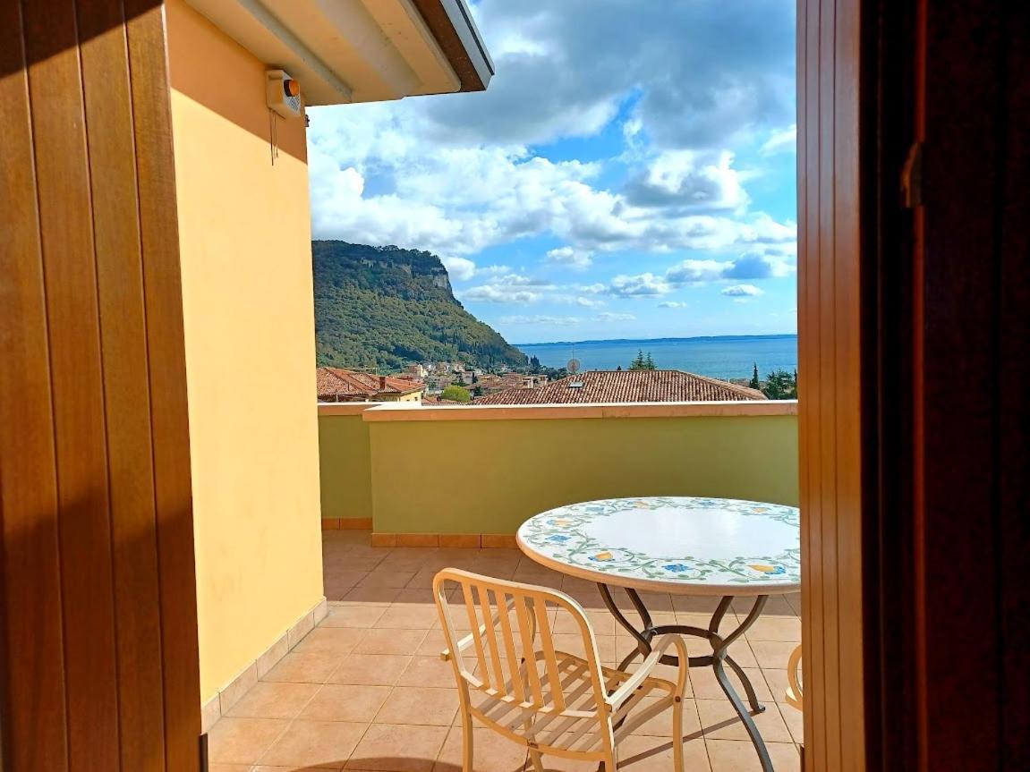 Regina Gardesana Villa Luaran gambar
